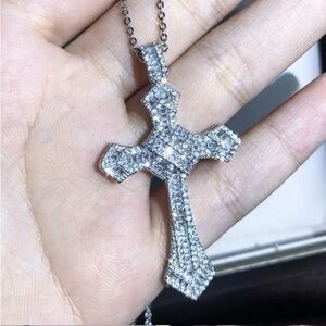 925 Silver Diamond Cross Pendant With Chain